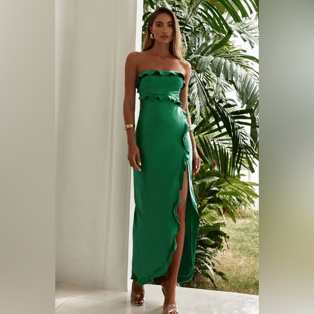 Runaway The Label. Lorena Maxi Dress.